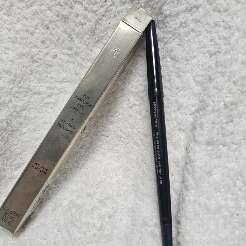 Kevyn Aucoin The Precision Eye Definer in the shade "Stealth"